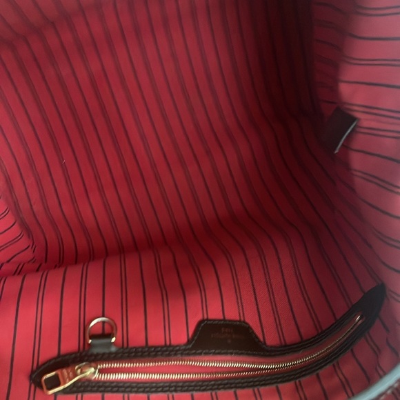 Authentic LV Delightful - Picture 16 of 16